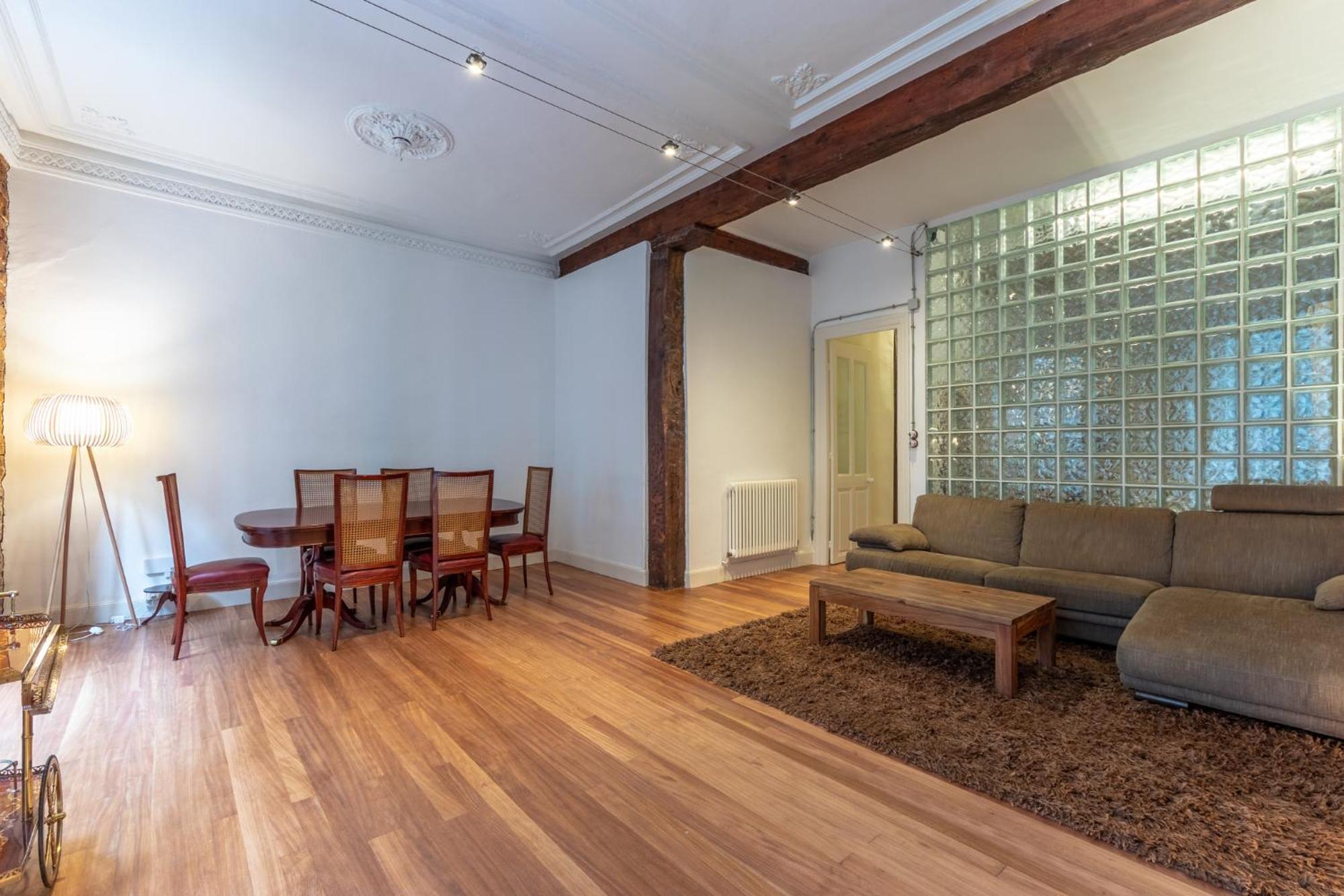 Encantador Apartamento En El Casco Antiguo De Bilbao Exteriör bild